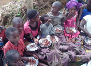 Hungernde Kinder in Africa